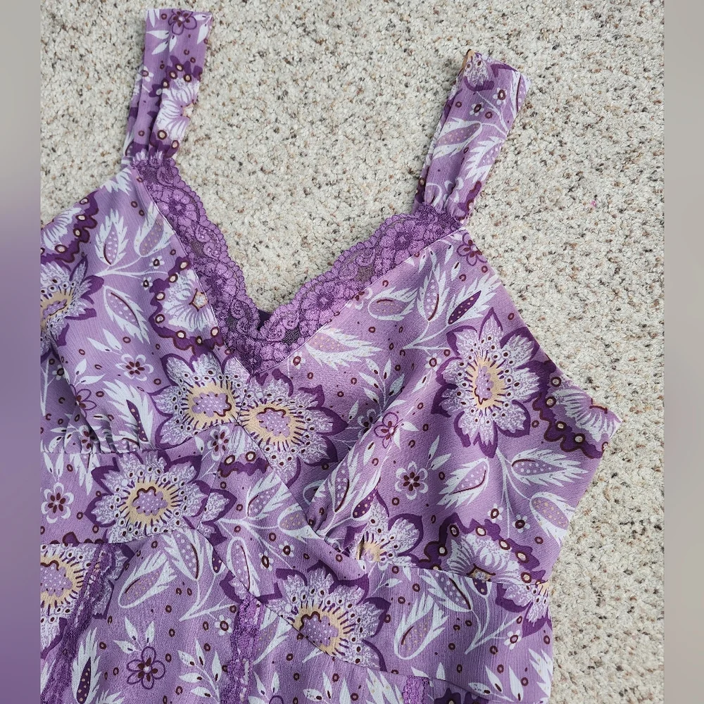 Y2k Floral Lace-Trim Tank Top - Picture 2 of 8